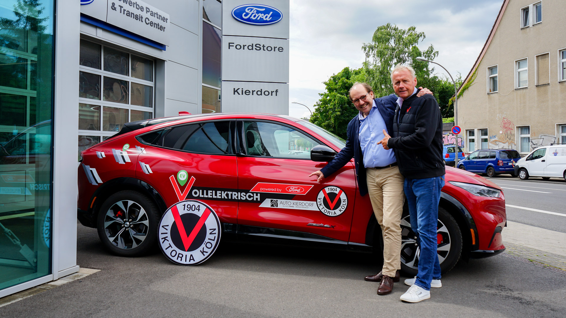 Ford Mustang Mach-E im Viktoria-Branding