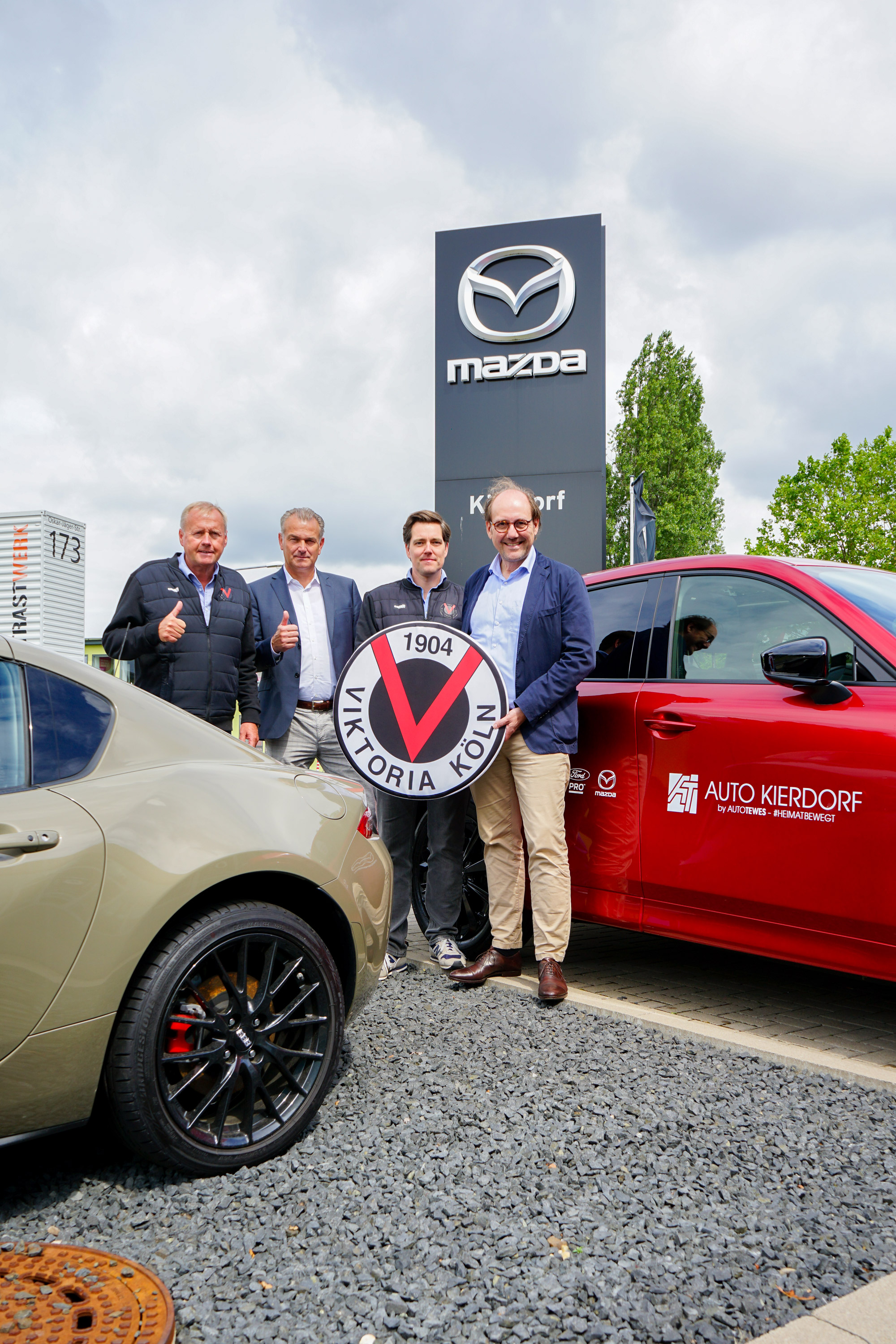 Foto Mazda Modelle Japanische Handwerkskunst bei FC Viktoria